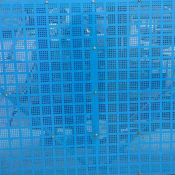 圓孔爬架網(wǎng)特點圖片3 圓孔爬架網(wǎng)特點圖片3