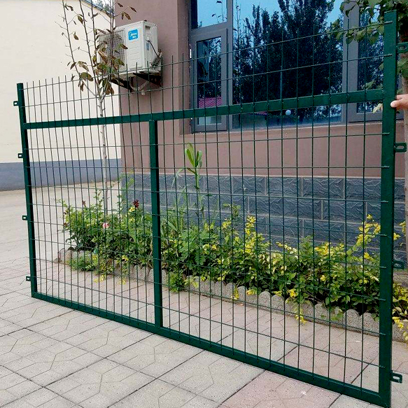 動(dòng)車鐵路防護(hù)柵欄圖片4 動(dòng)車鐵路防護(hù)柵欄圖片4