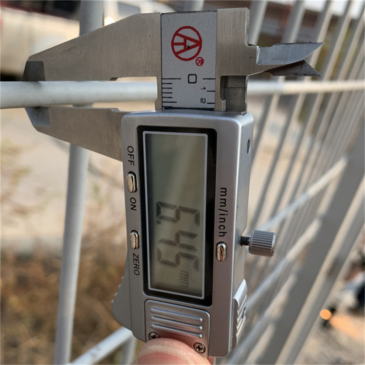 看守所隔離柵欄-巡道防護網(wǎng)圖片4 看守所隔離柵欄-巡道防護網(wǎng)圖片4