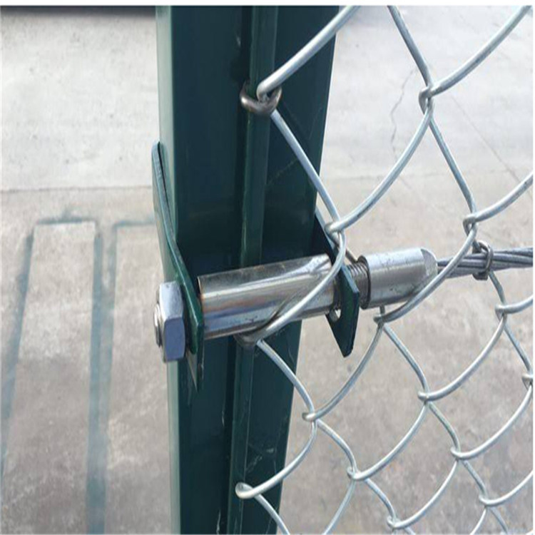 鋁包鋼機場隔離網(wǎng)圖片2 鋁包鋼機場隔離網(wǎng)圖片2