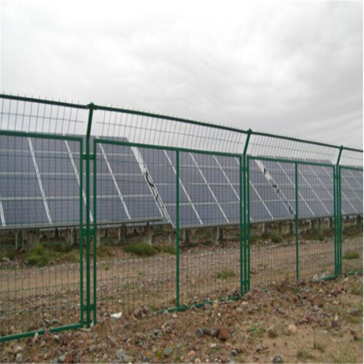 光伏發(fā)電護(hù)欄網(wǎng)圖片4 光伏發(fā)電護(hù)欄網(wǎng)圖片4