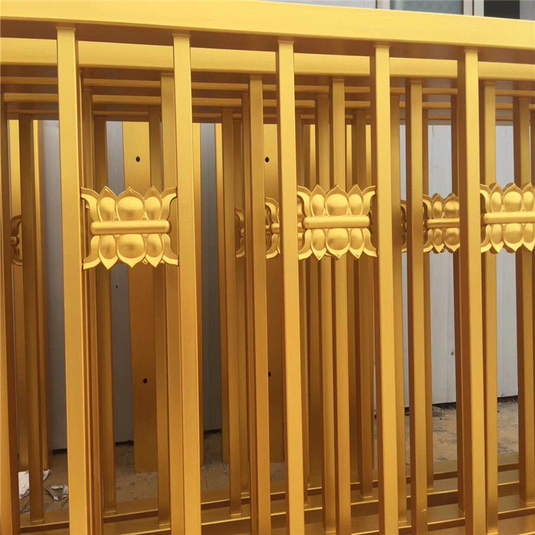 蓮花黃色護(hù)欄圖片3 蓮花黃色護(hù)欄圖片3