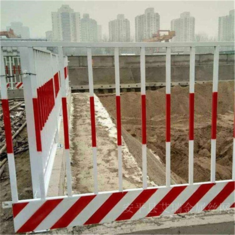 安全防護(hù)欄圖片4 安全防護(hù)欄圖片4