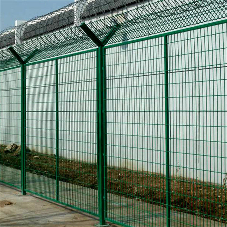 強(qiáng)制隔離戒毒所鋼網(wǎng)墻圖片4 強(qiáng)制隔離戒毒所鋼網(wǎng)墻圖片4