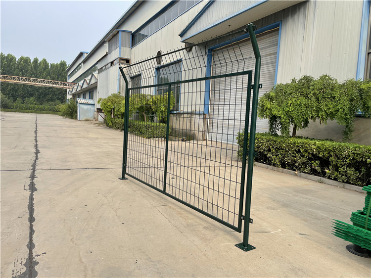 畜牧業(yè)場(chǎng)地護(hù)欄網(wǎng)圖片3 畜牧業(yè)場(chǎng)地護(hù)欄網(wǎng)圖片3