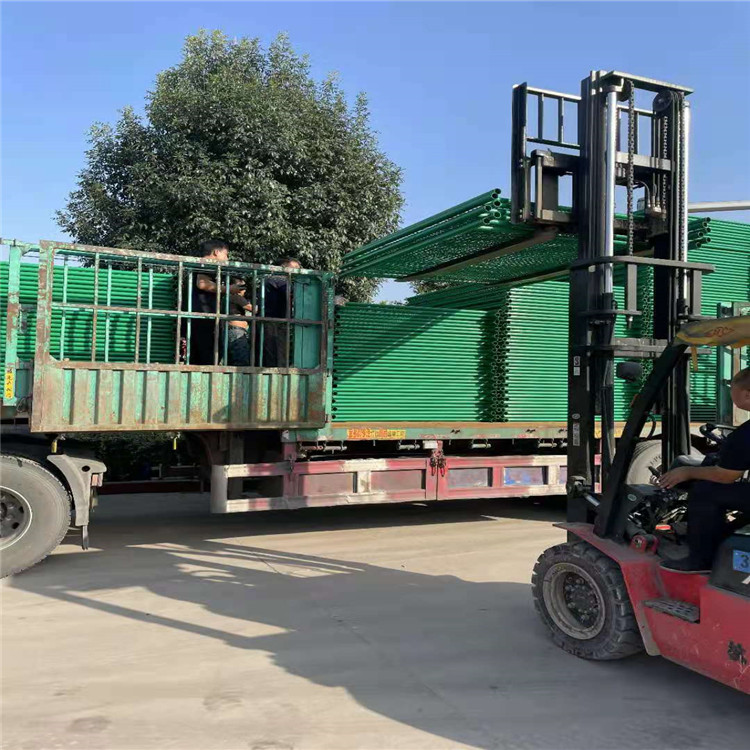 鐵路沿線隔離網(wǎng)圖片2 鐵路沿線隔離網(wǎng)圖片2