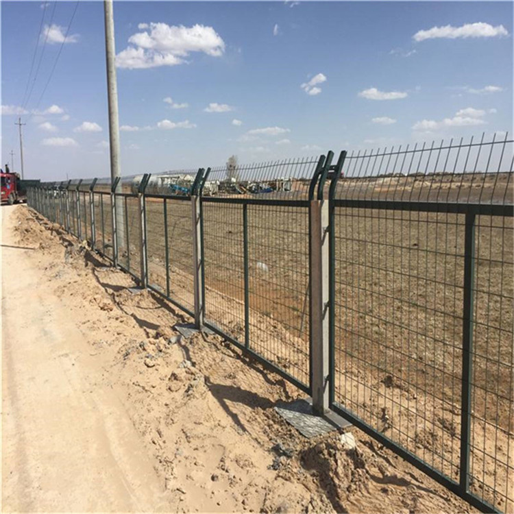 8001鐵路防護柵欄圖片3 8001鐵路防護柵欄圖片3