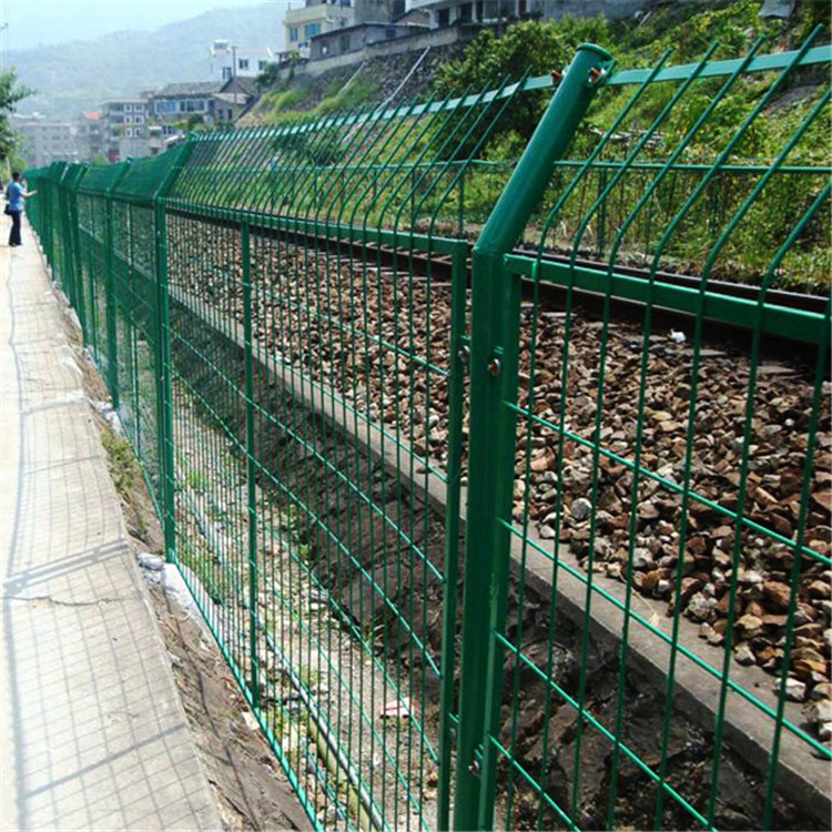 8001鐵路防護柵欄圖片4 8001鐵路防護柵欄圖片4