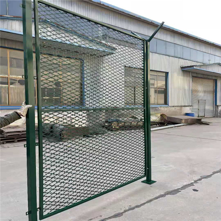 監(jiān)獄機(jī)場鋼網(wǎng)墻圖片4 監(jiān)獄機(jī)場鋼網(wǎng)墻圖片4